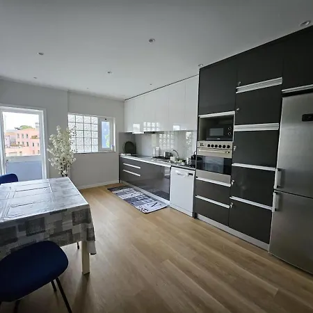 Bright 3-Bedroom Apartment - Boavista & Casa Da Musica דירה